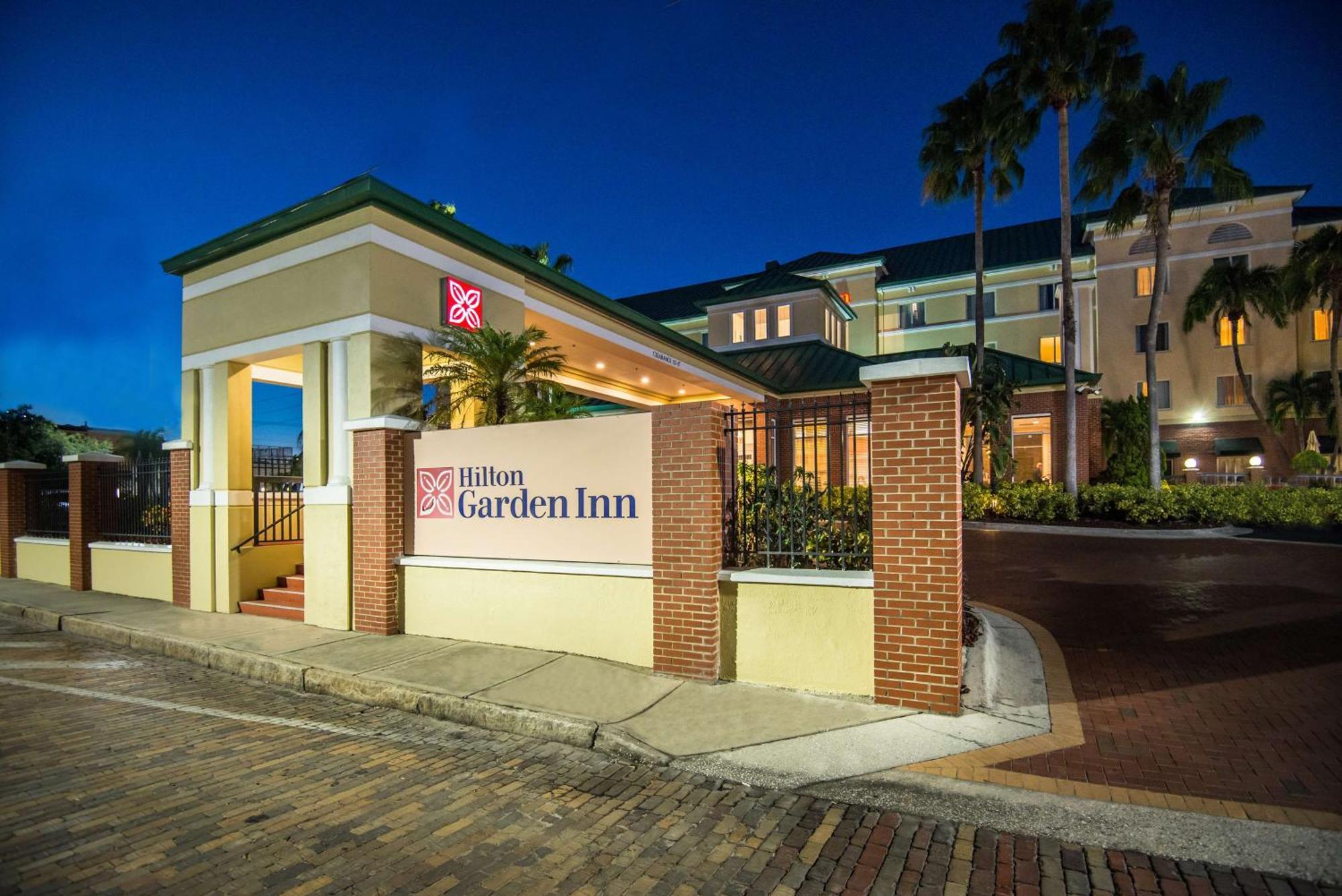 Hilton Garden Inn Tampa Ybor Historic District Экстерьер фото
