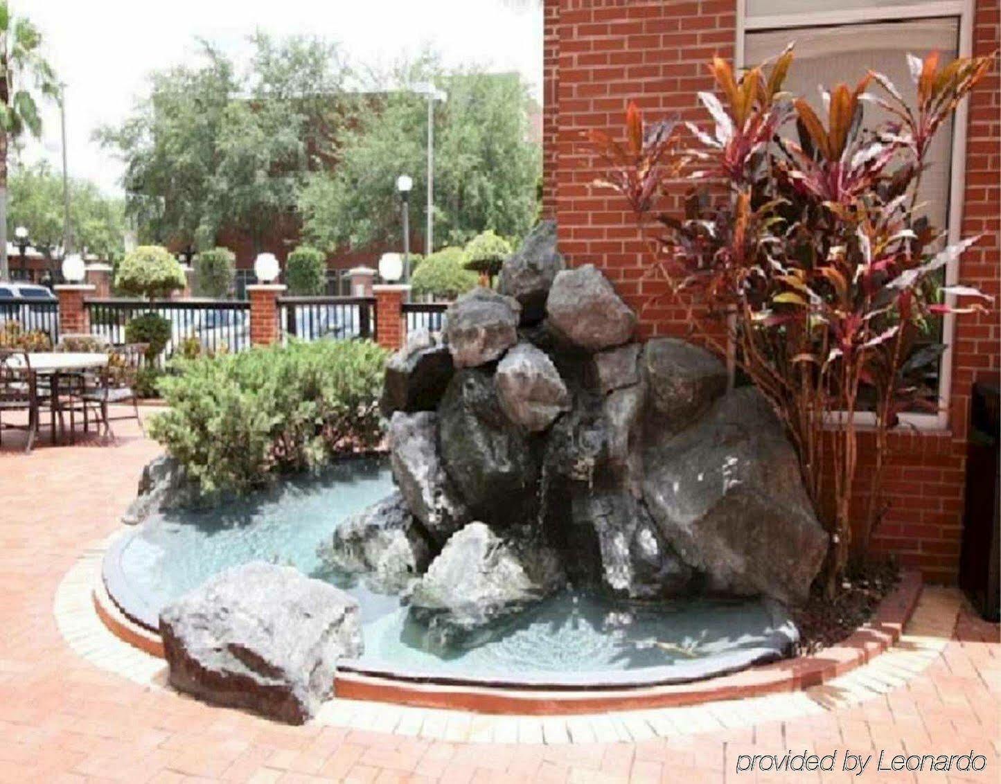 Hilton Garden Inn Tampa Ybor Historic District Экстерьер фото